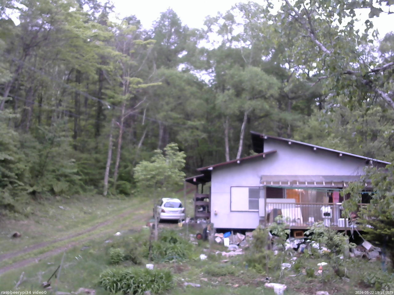 長野県菅平高原 ゆたか山荘 西側(坂上) 2026/05/22 18:15