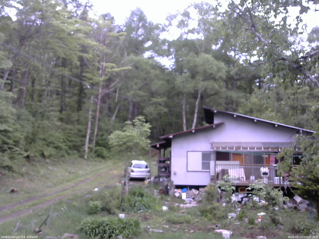 長野県菅平高原 ゆたか山荘 西側(坂上) 2026/05/23 05:00