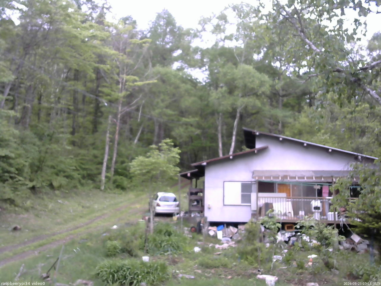長野県菅平高原 ゆたか山荘 西側(坂上) 2026/05/23 07:15