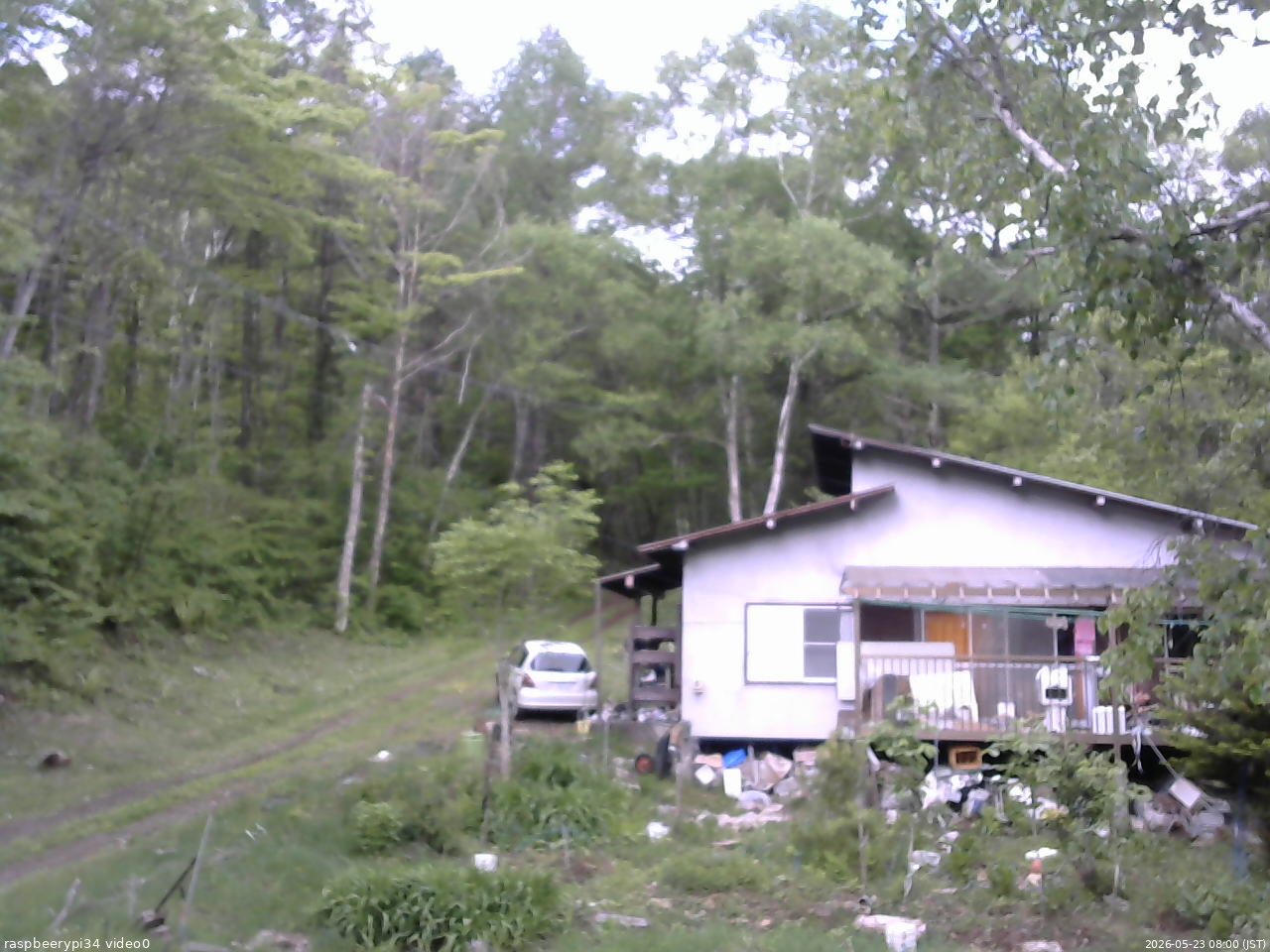 長野県菅平高原 ゆたか山荘 西側(坂上) 2026/05/23 08:00