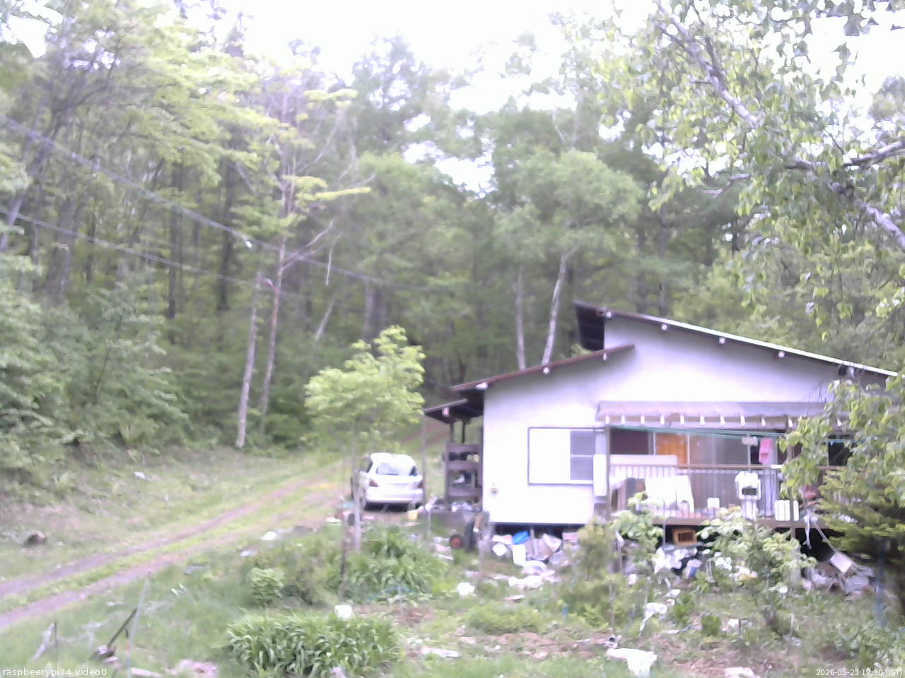 長野県菅平高原 ゆたか山荘 西側(坂上) 2026/05/23 17:30