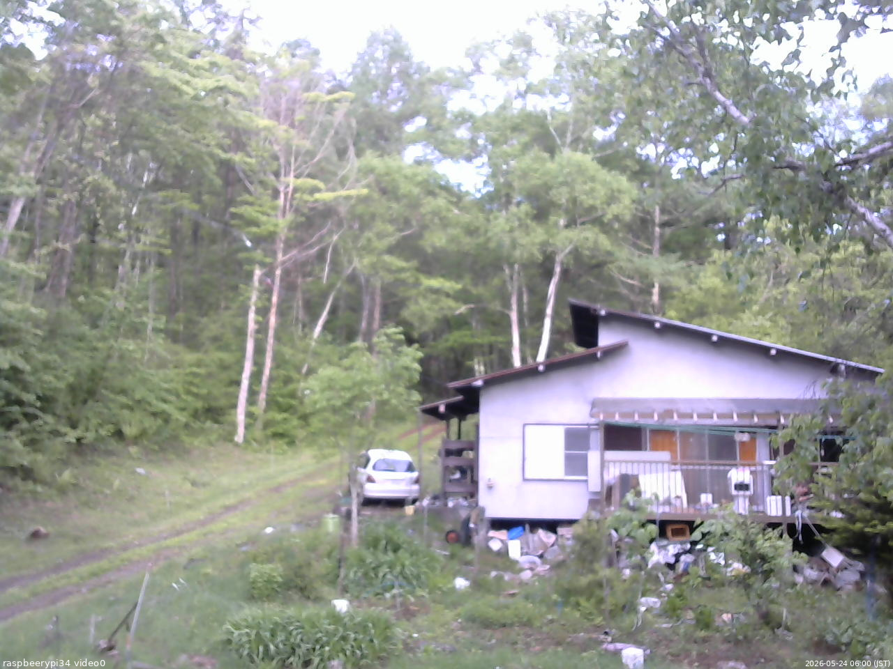 長野県菅平高原 ゆたか山荘 西側(坂上) 2026/05/24 06:00