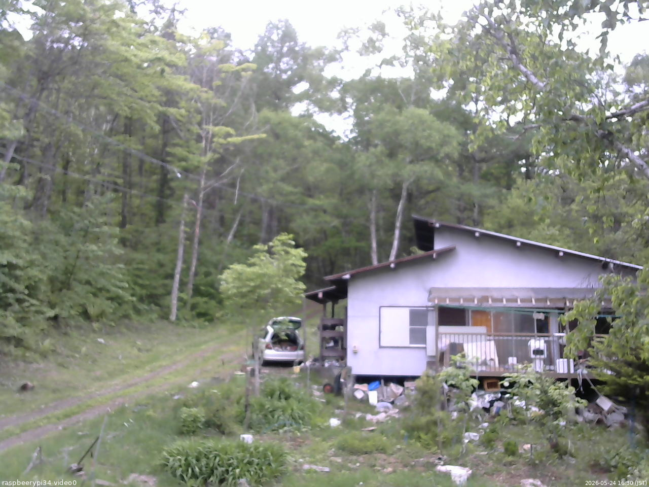 長野県菅平高原 ゆたか山荘 西側(坂上) 2026/05/24 16:30