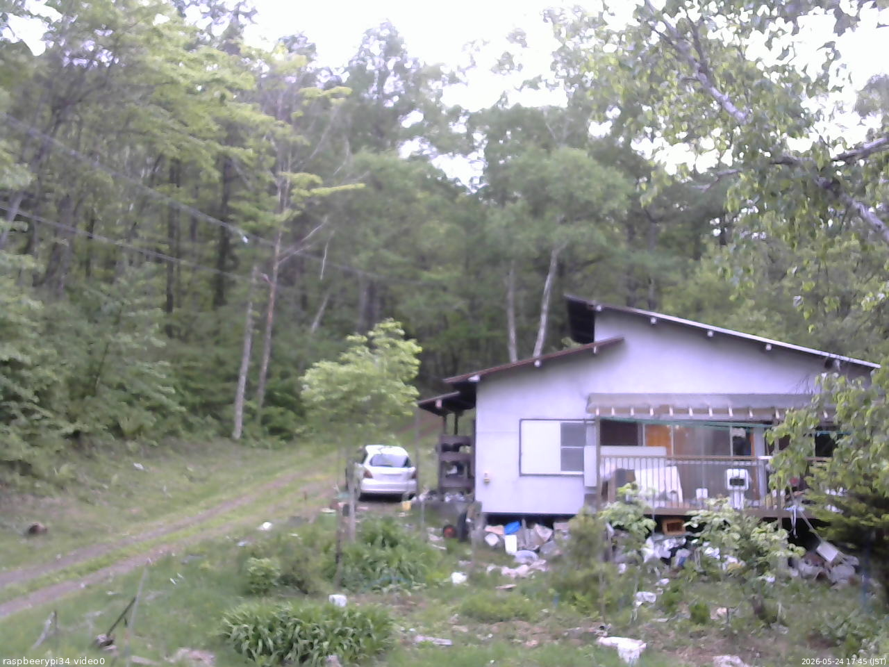 長野県菅平高原 ゆたか山荘 西側(坂上) 2026/05/24 17:45