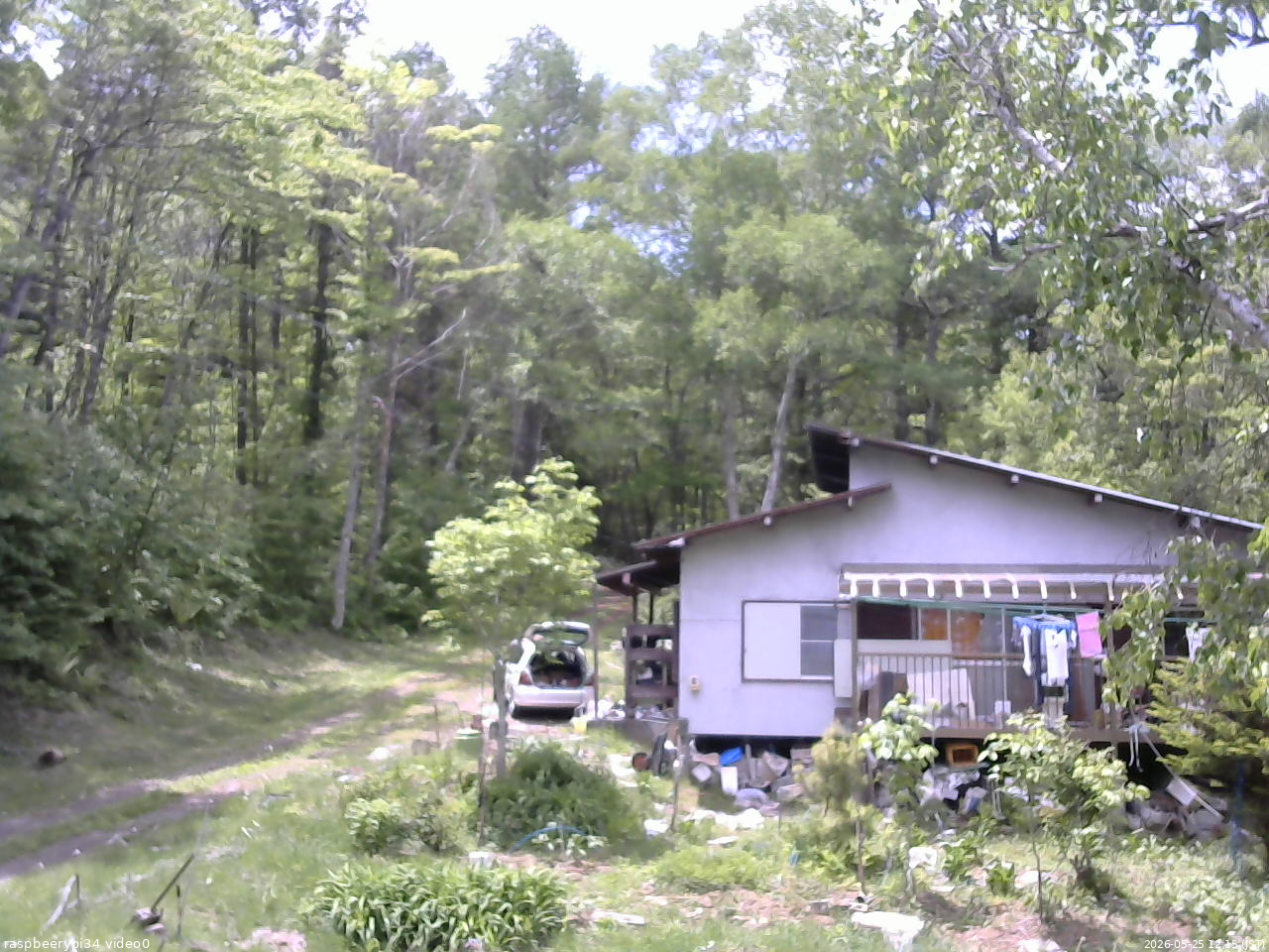 長野県菅平高原 ゆたか山荘 西側(坂上) 2026/05/25 12:15