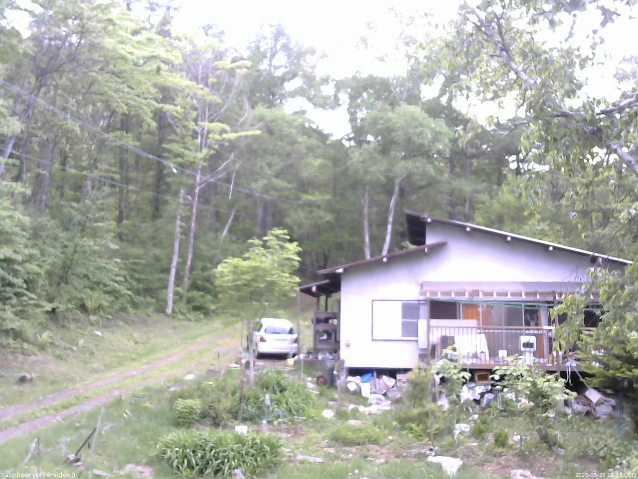 長野県菅平高原 ゆたか山荘 西側(坂上) 2026/05/25 17:15