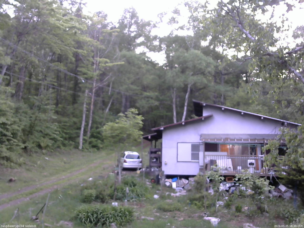 長野県菅平高原 ゆたか山荘 西側(坂上) 2026/05/25 18:30