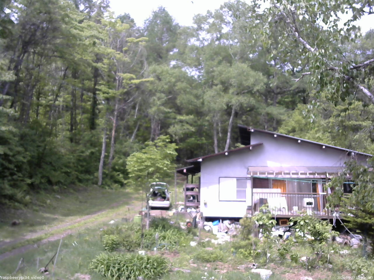 長野県菅平高原 ゆたか山荘 西側(坂上) 2026/05/27 10:00