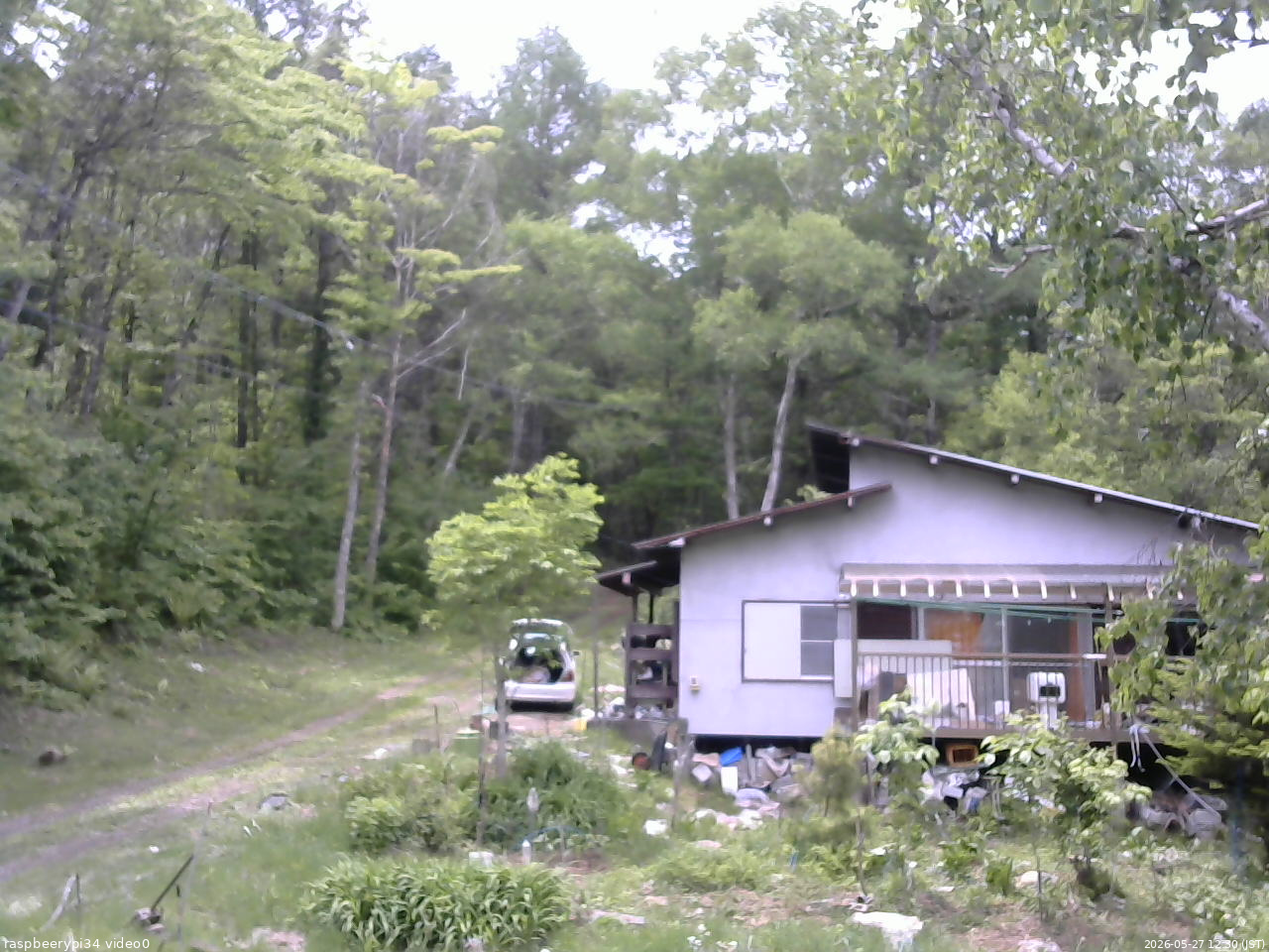 長野県菅平高原 ゆたか山荘 西側(坂上) 2026/05/27 12:30