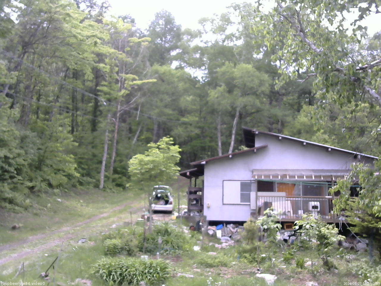 長野県菅平高原 ゆたか山荘 西側(坂上) 2026/05/27 13:15