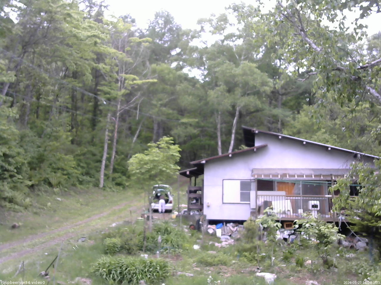 長野県菅平高原 ゆたか山荘 西側(坂上) 2026/05/27 14:00