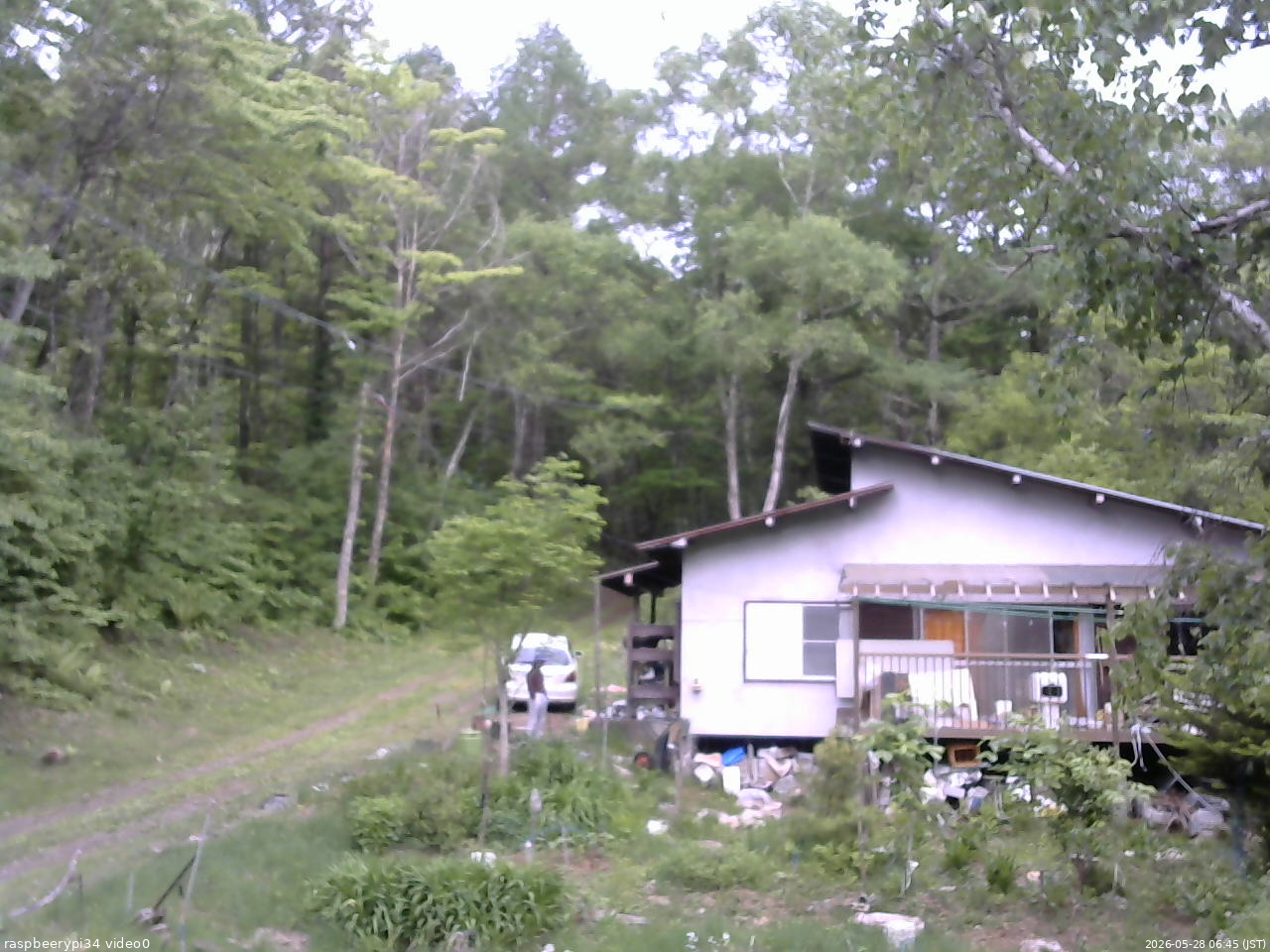 長野県菅平高原 ゆたか山荘 西側(坂上) 2026/05/28 06:45