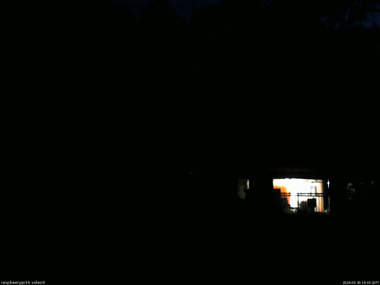 長野県菅平高原 ゆたか山荘 西側(坂上) 2026/05/30 19:45