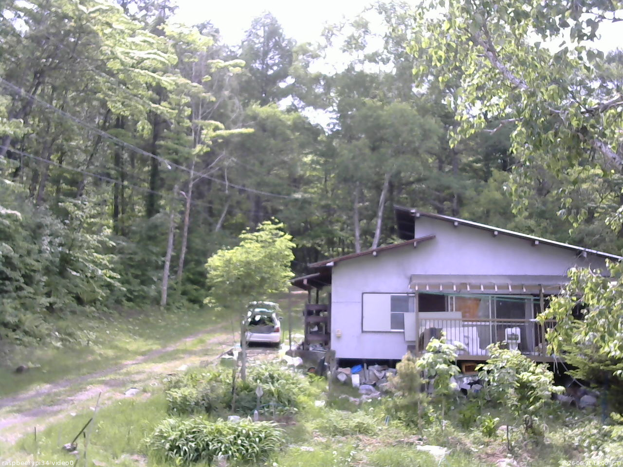 長野県菅平高原 ゆたか山荘 西側(坂上) 2026/06/01 14:00