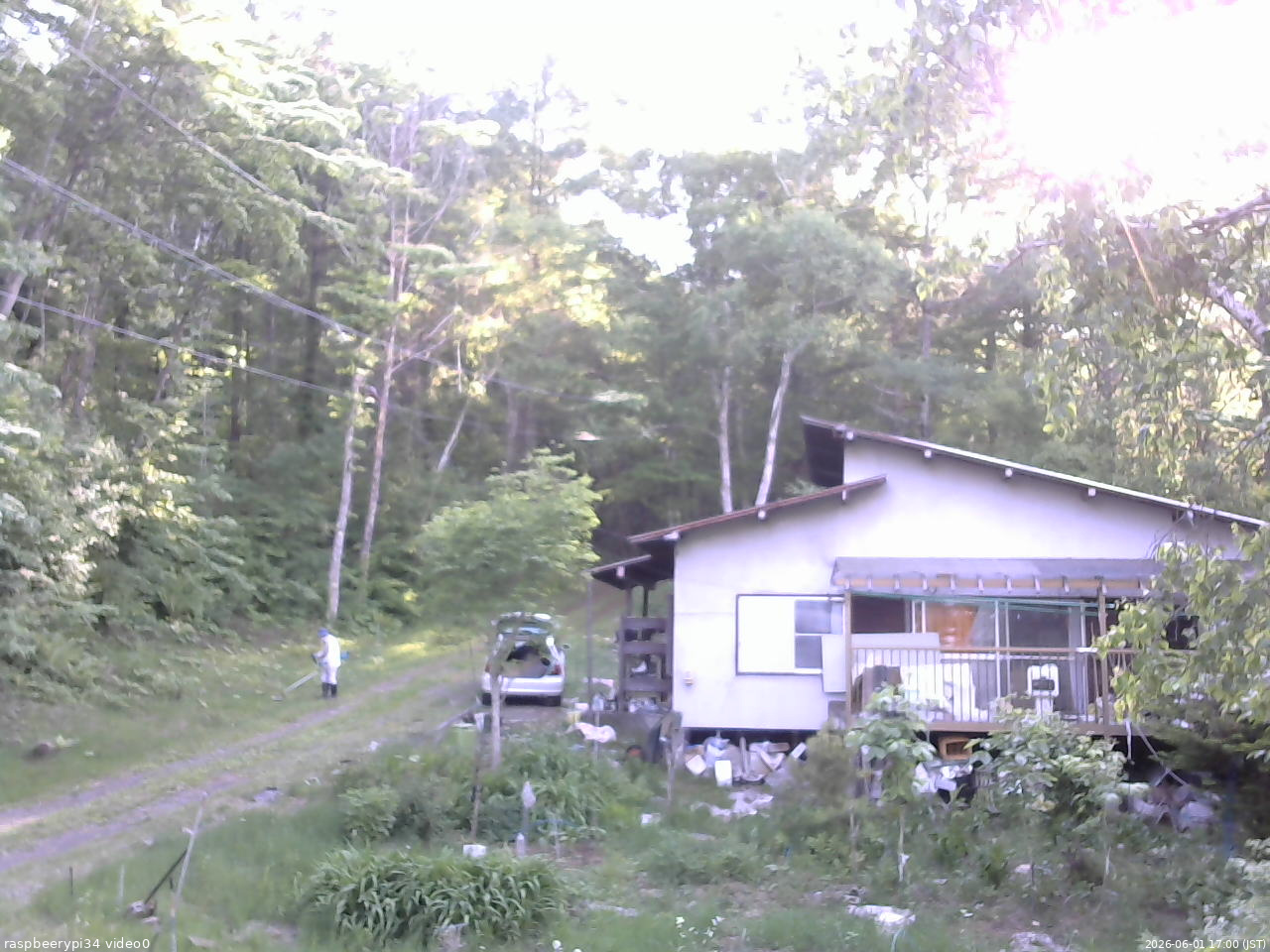 長野県菅平高原 ゆたか山荘 西側(坂上) 2026/06/01 17:00