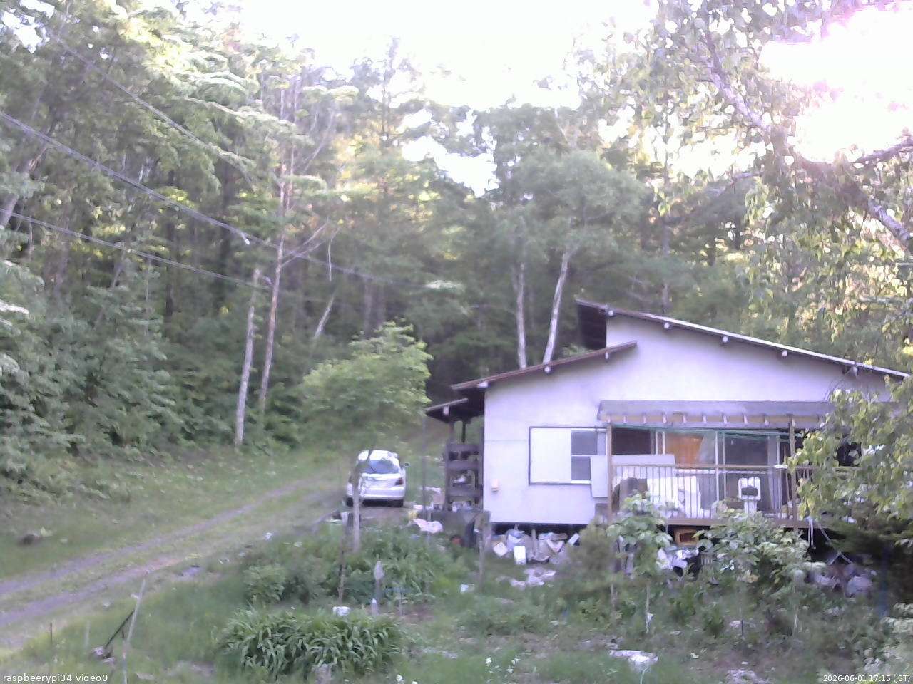 長野県菅平高原 ゆたか山荘 西側(坂上) 2026/06/01 17:15