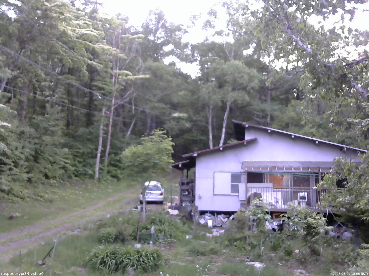 長野県菅平高原 ゆたか山荘 西側(坂上) 2026/06/01 18:00
