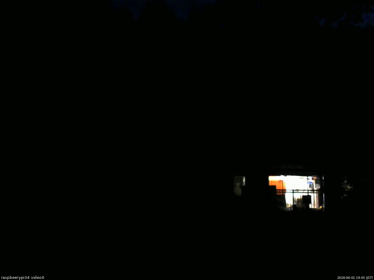 長野県菅平高原 ゆたか山荘 西側(坂上) 2026/06/01 19:45