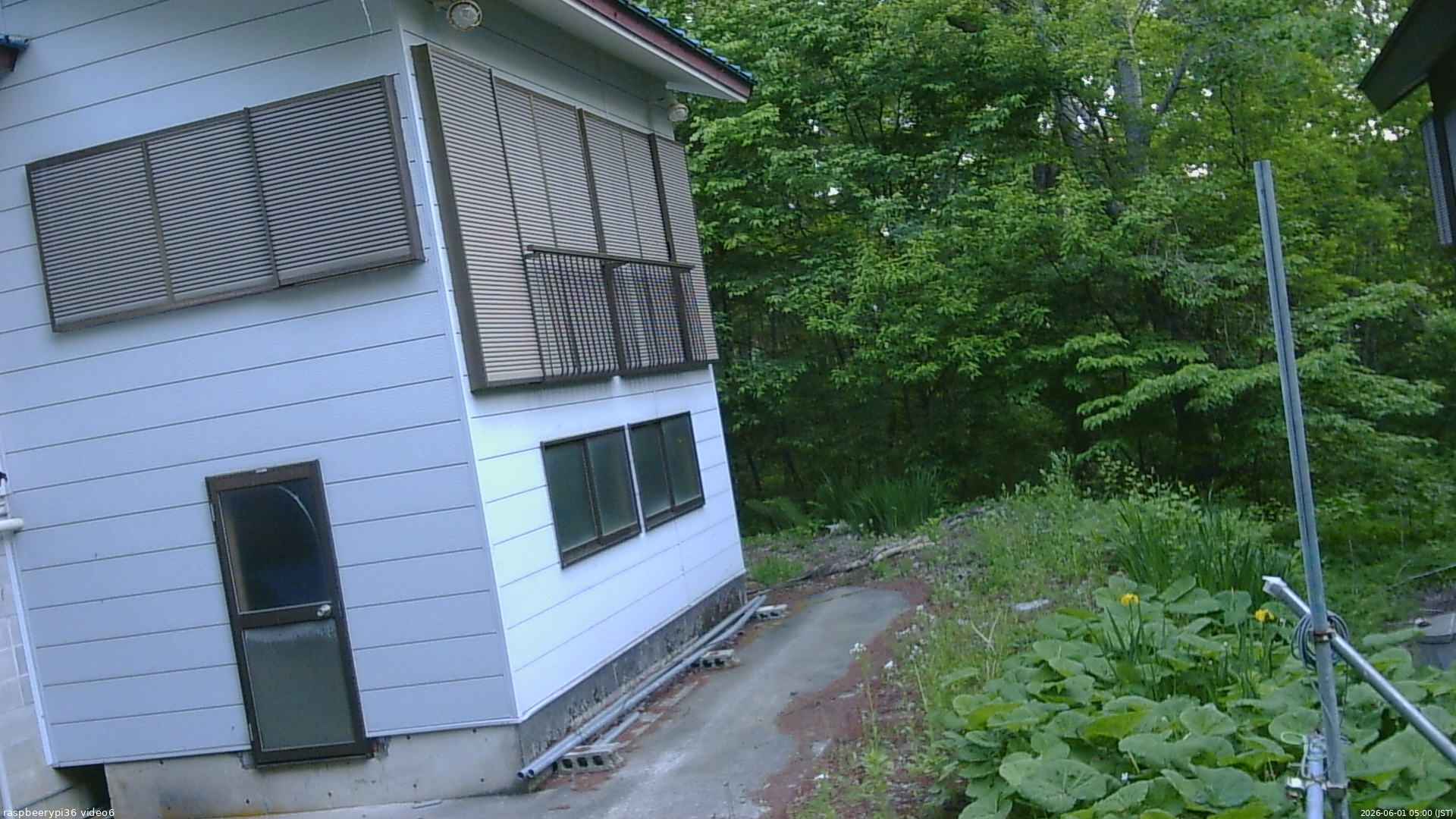 長野県菅平高原 ゆたか山荘 坂下 2026/06/01 05:00