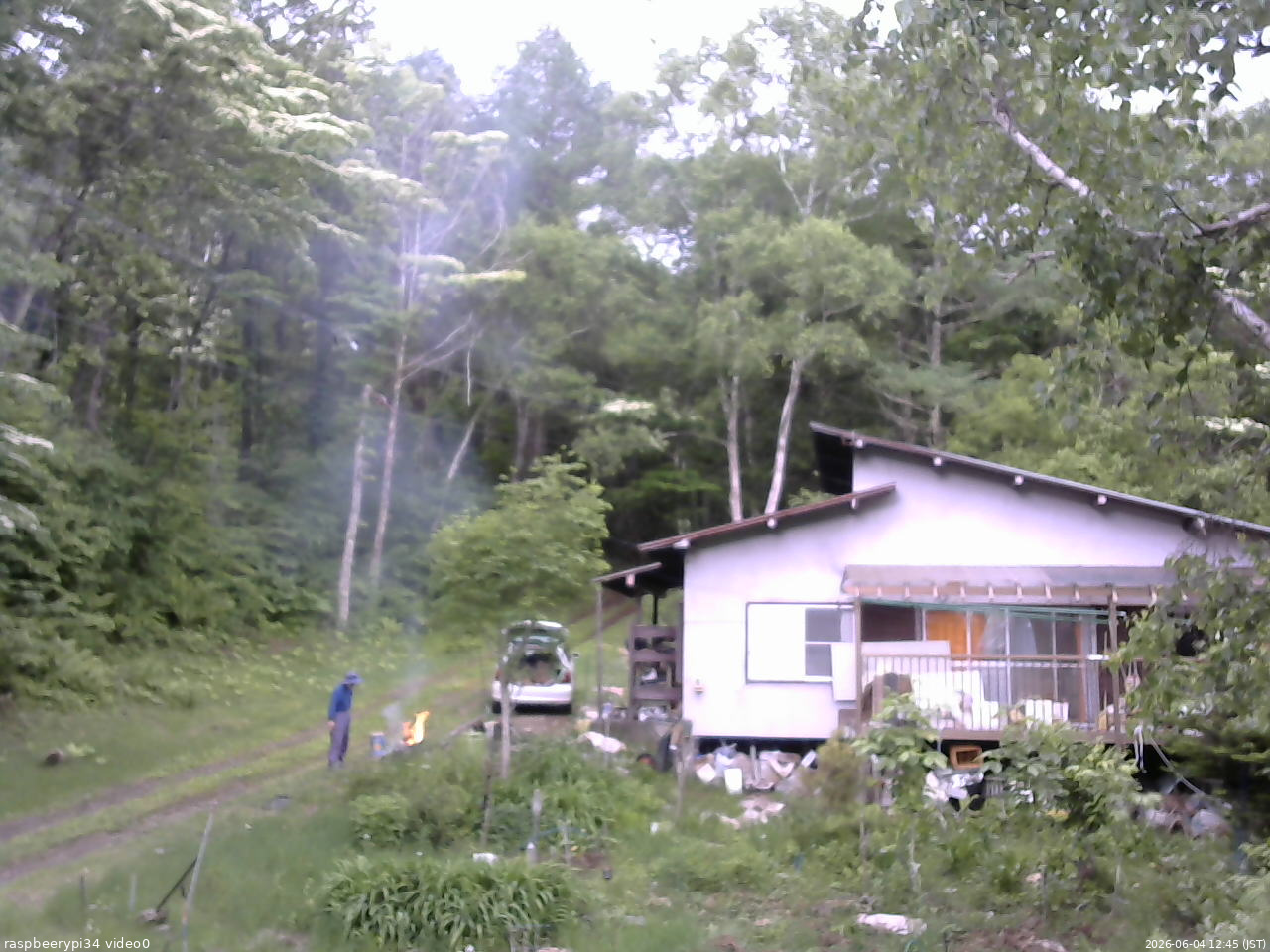 長野県菅平高原 ゆたか山荘 西側(坂上) 2026/06/04 12:45
