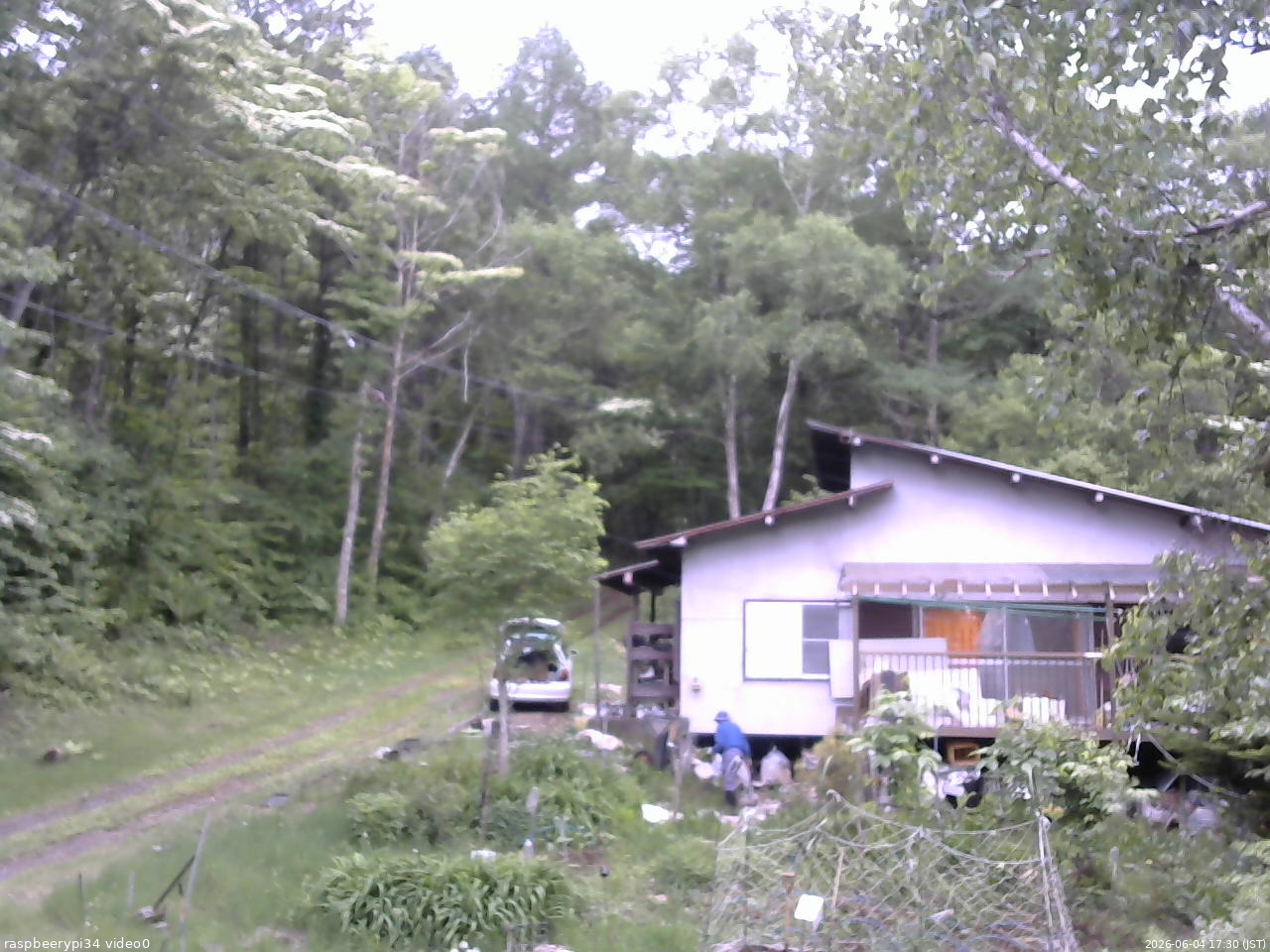 長野県菅平高原 ゆたか山荘 西側(坂上) 2026/06/04 17:30