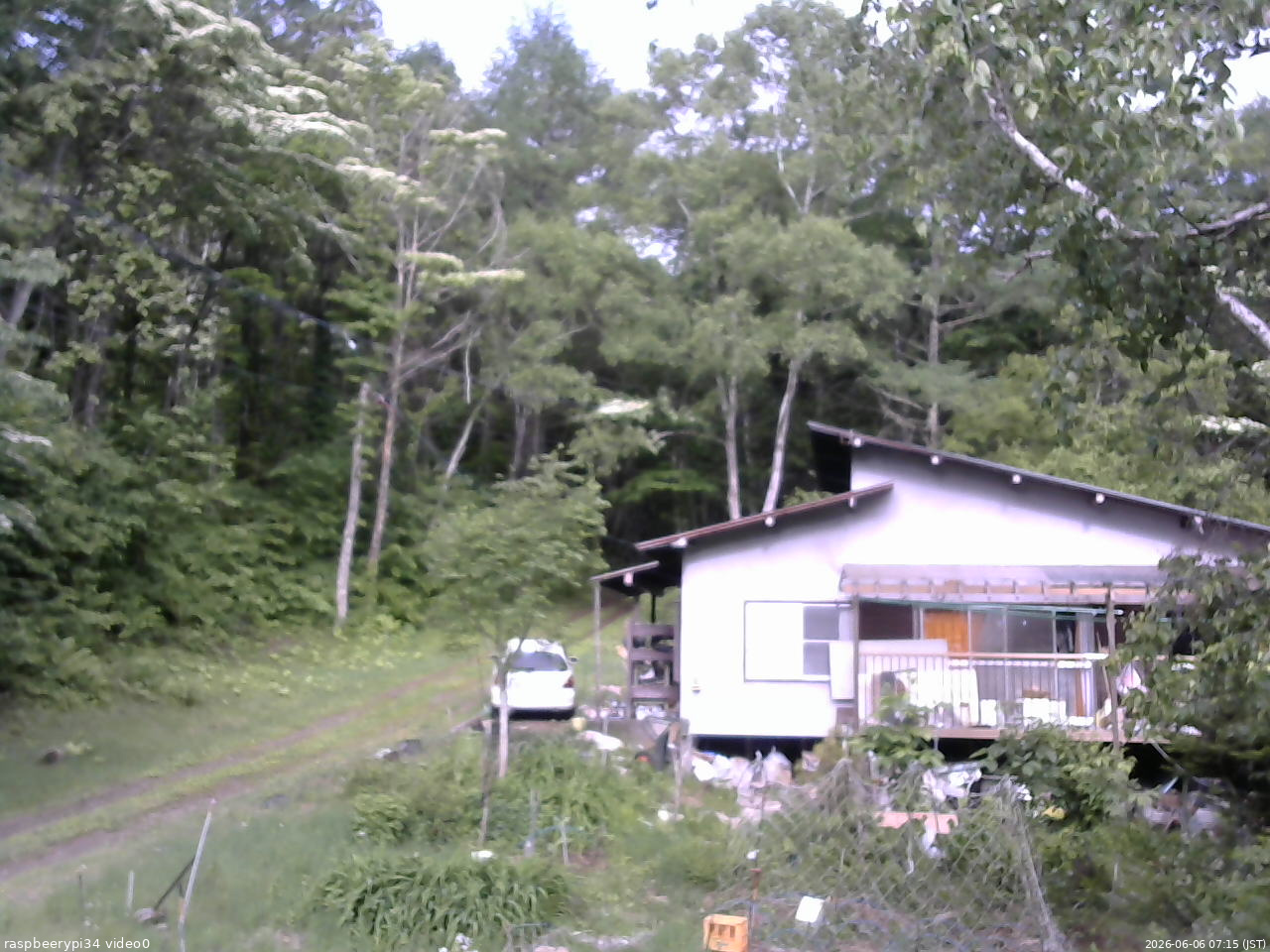 長野県菅平高原 ゆたか山荘 西側(坂上) 2026/06/06 07:15