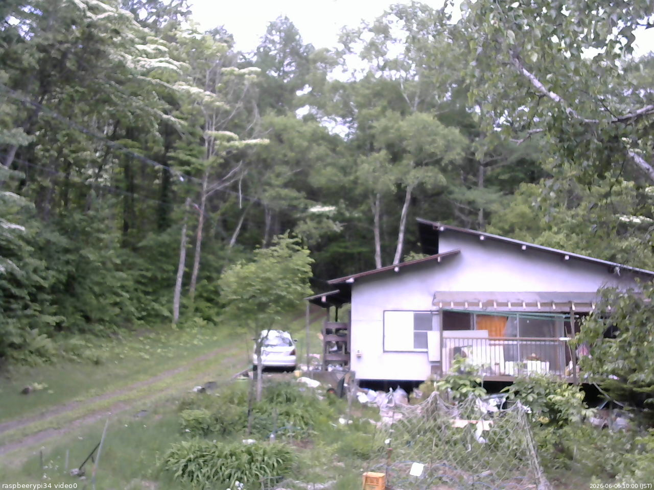 長野県菅平高原 ゆたか山荘 西側(坂上) 2026/06/06 10:00