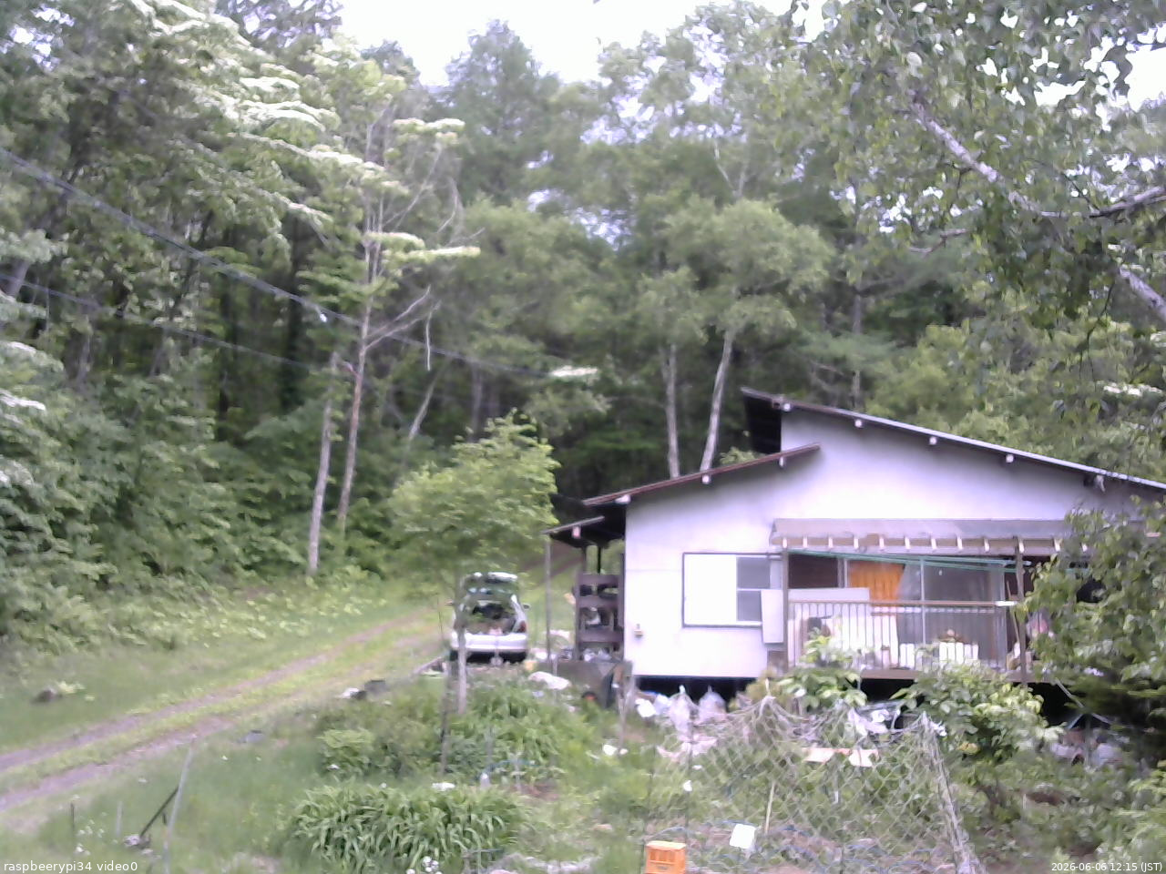 長野県菅平高原 ゆたか山荘 西側(坂上) 2026/06/06 12:15