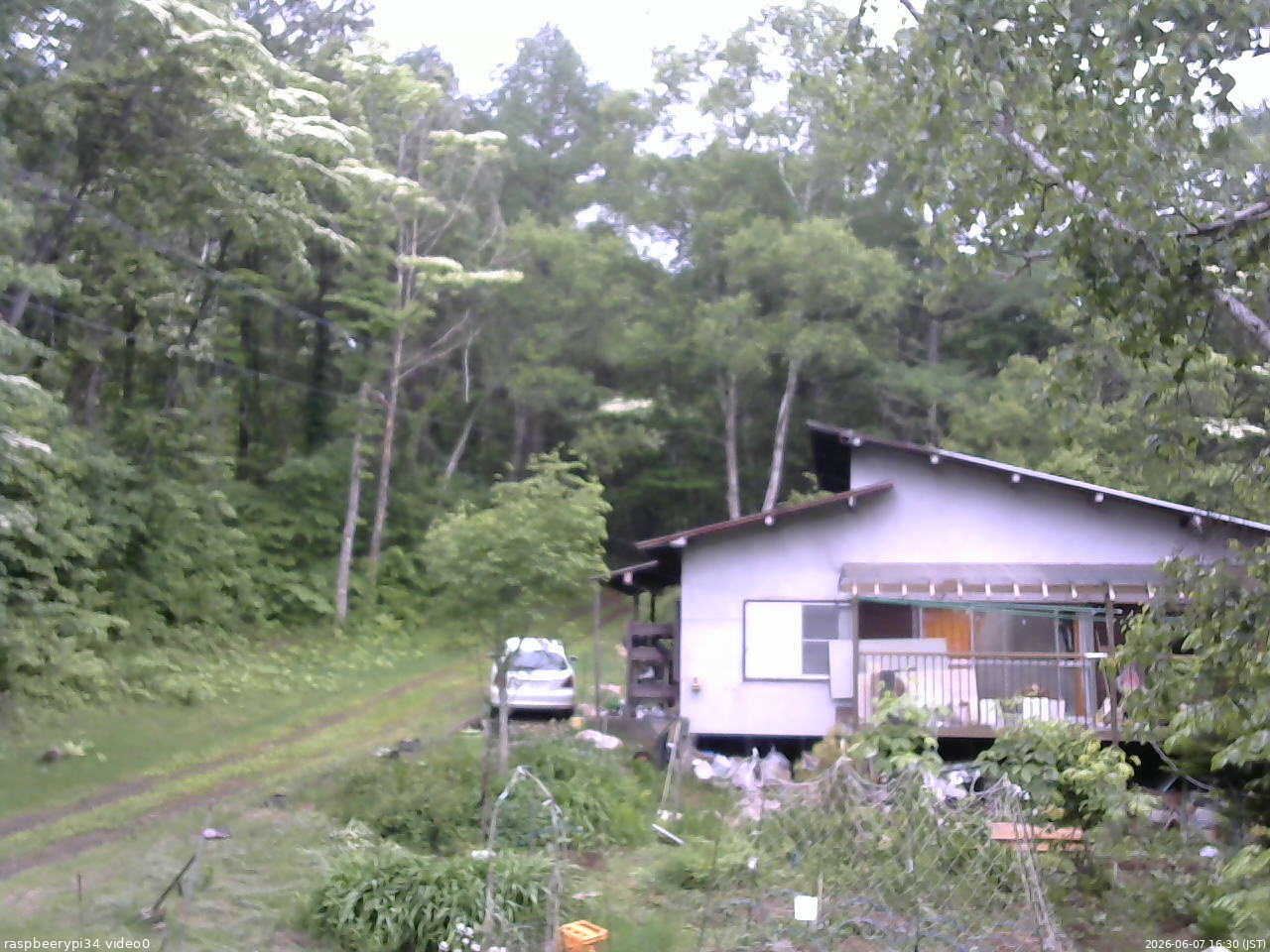 長野県菅平高原 ゆたか山荘 西側(坂上) 2026/06/07 16:30