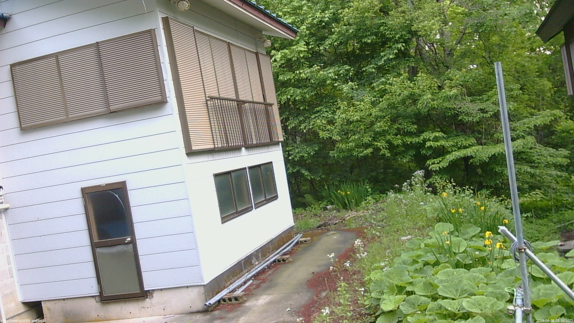 長野県菅平高原 ゆたか山荘 坂下 2026/06/08 05:30