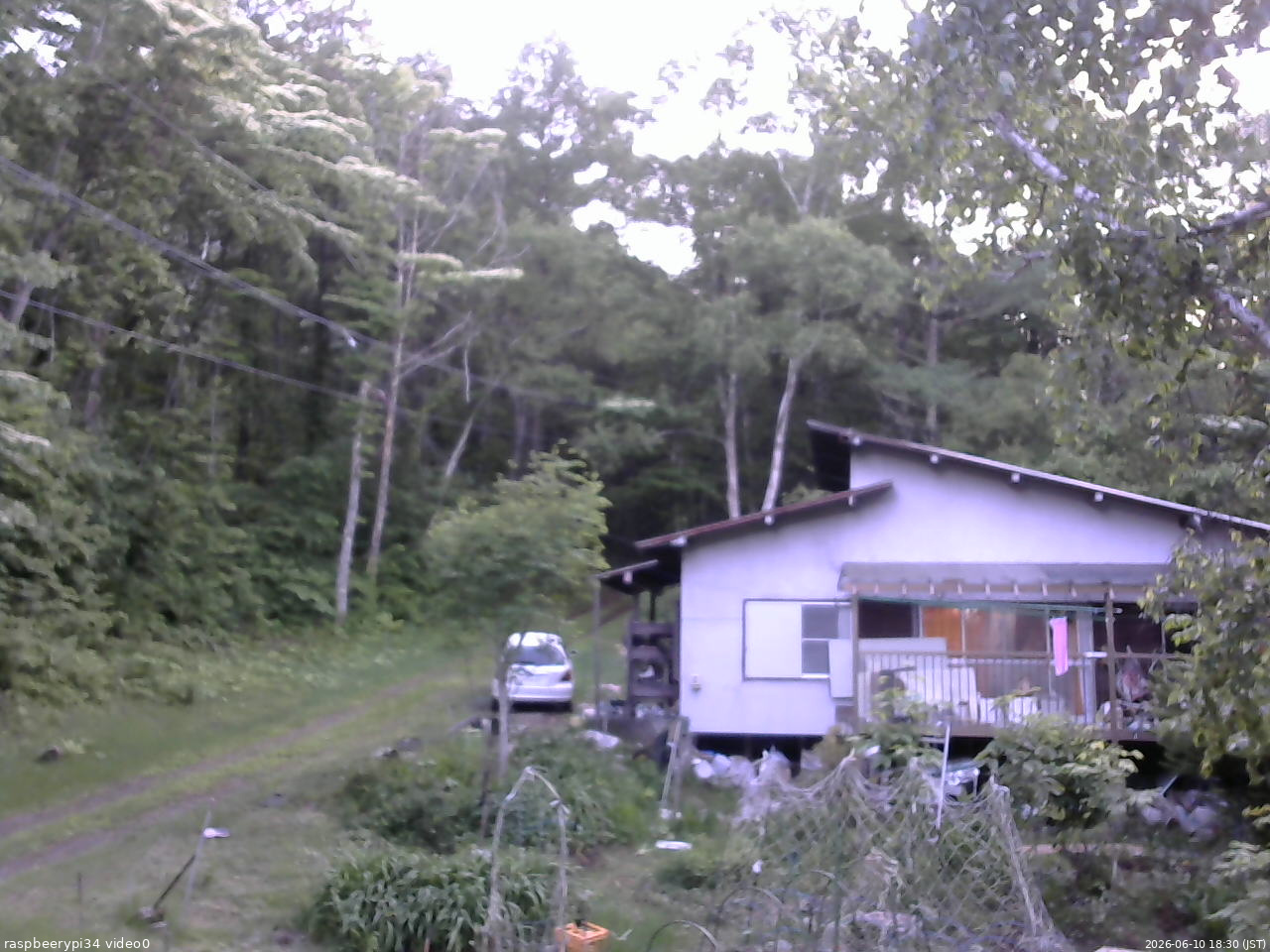 長野県菅平高原 ゆたか山荘 西側(坂上) 2026/06/10 18:30
