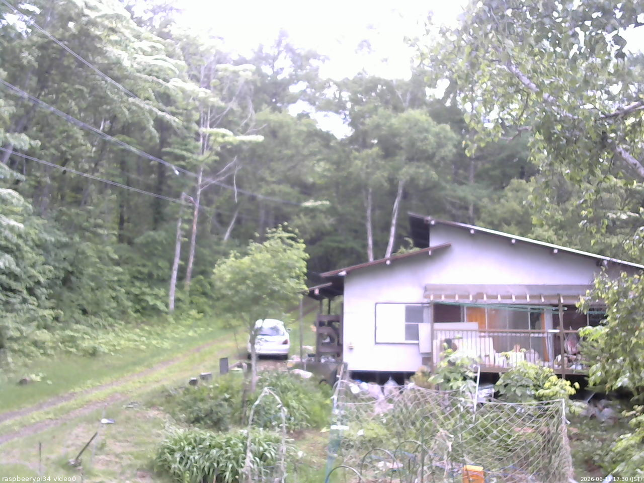 長野県菅平高原 ゆたか山荘 西側(坂上) 2026/06/11 17:30