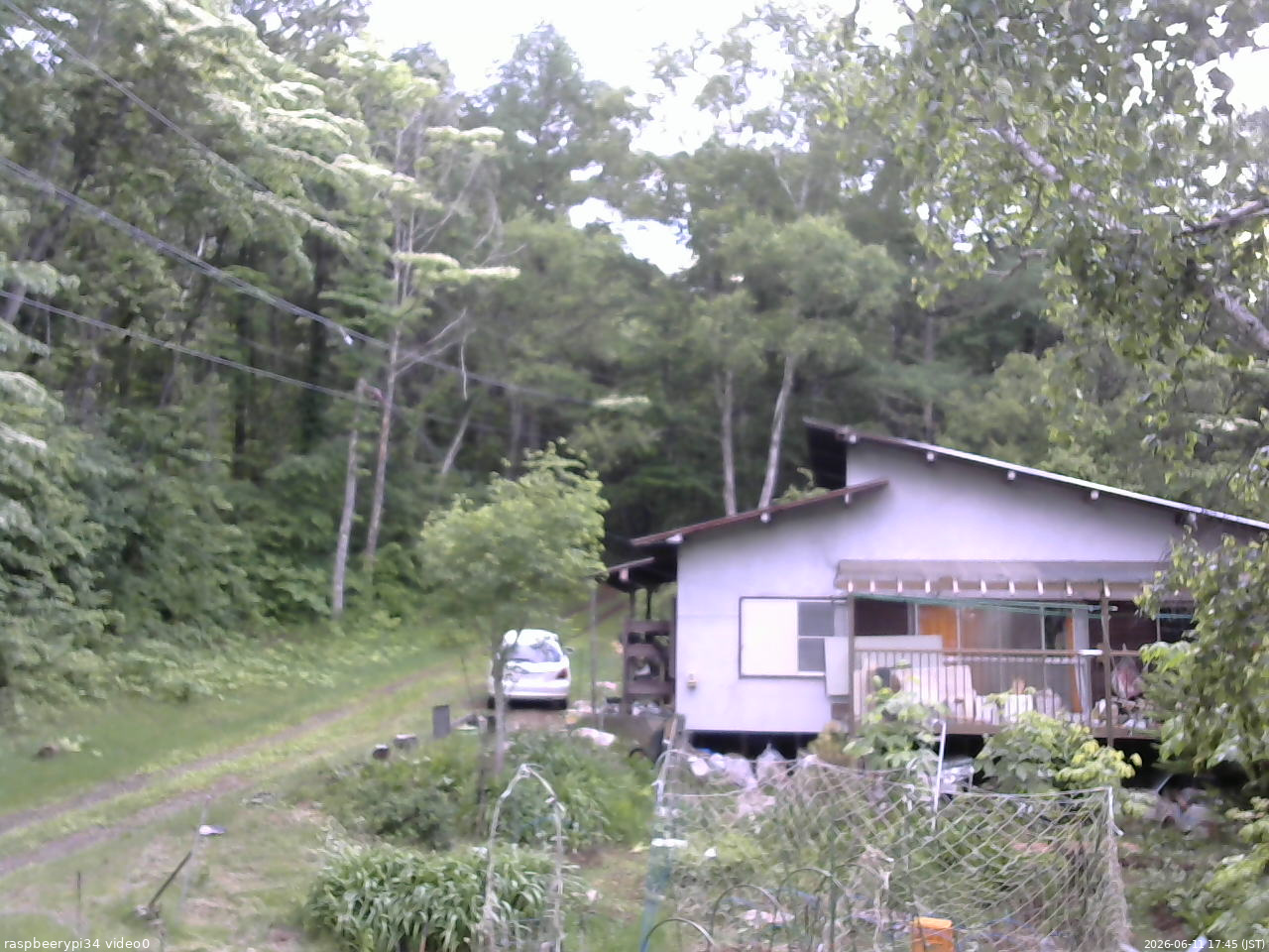 長野県菅平高原 ゆたか山荘 西側(坂上) 2026/06/11 17:45