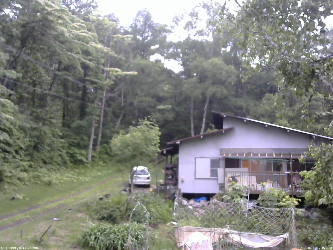 長野県菅平高原 ゆたか山荘 西側(坂上) 2026/06/12 17:45