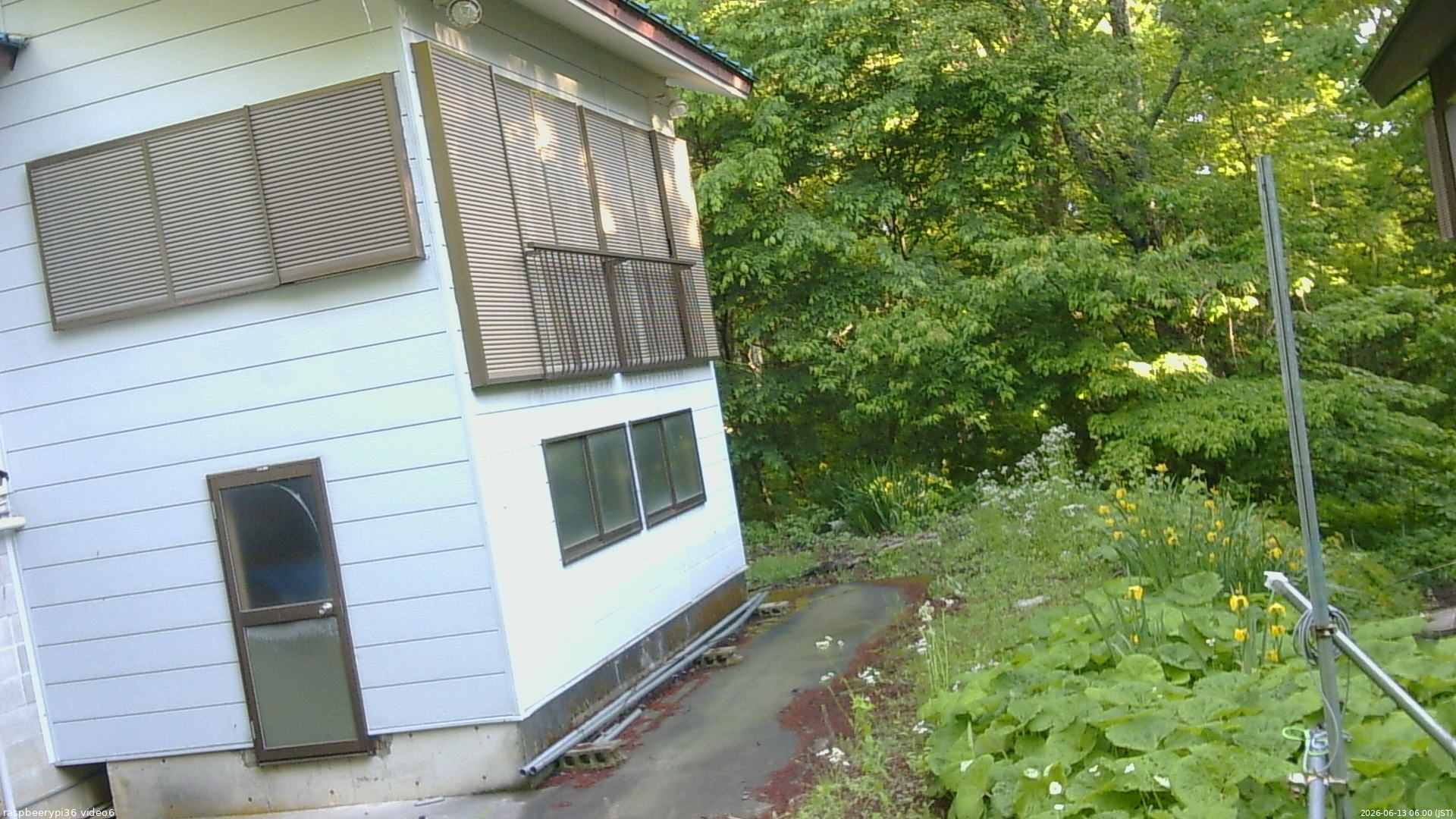 長野県菅平高原 ゆたか山荘 坂下 2026/06/13 06:00