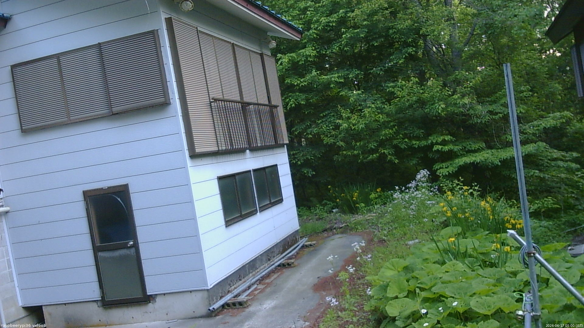 長野県菅平高原 ゆたか山荘 坂下 2026/06/17 05:00