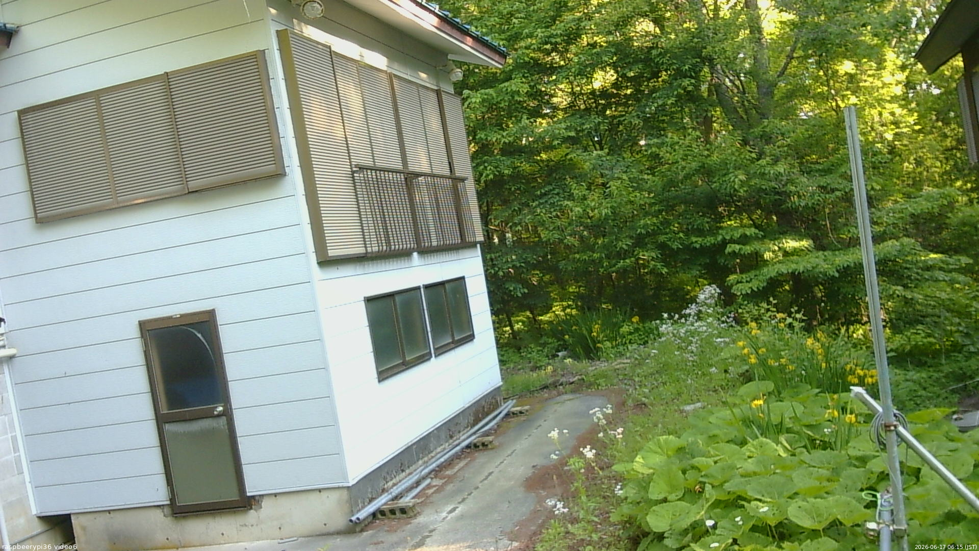 長野県菅平高原 ゆたか山荘 坂下 2026/06/17 06:15