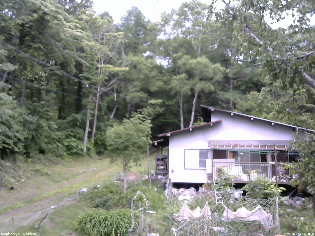 長野県菅平高原 ゆたか山荘 西側(坂上) 2026/06/22 11:45