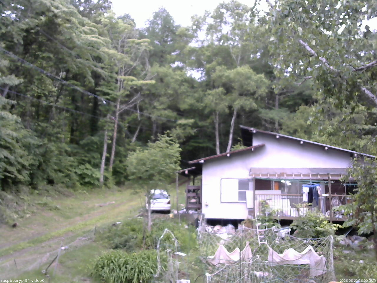 長野県菅平高原 ゆたか山荘 西側(坂上) 2026/06/22 16:00