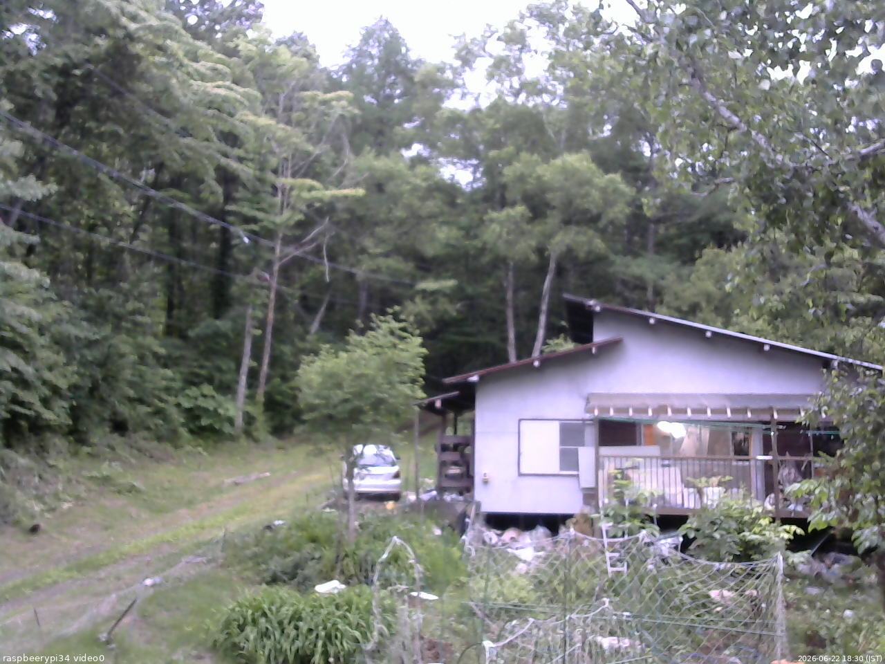 長野県菅平高原 ゆたか山荘 西側(坂上) 2026/06/22 18:30