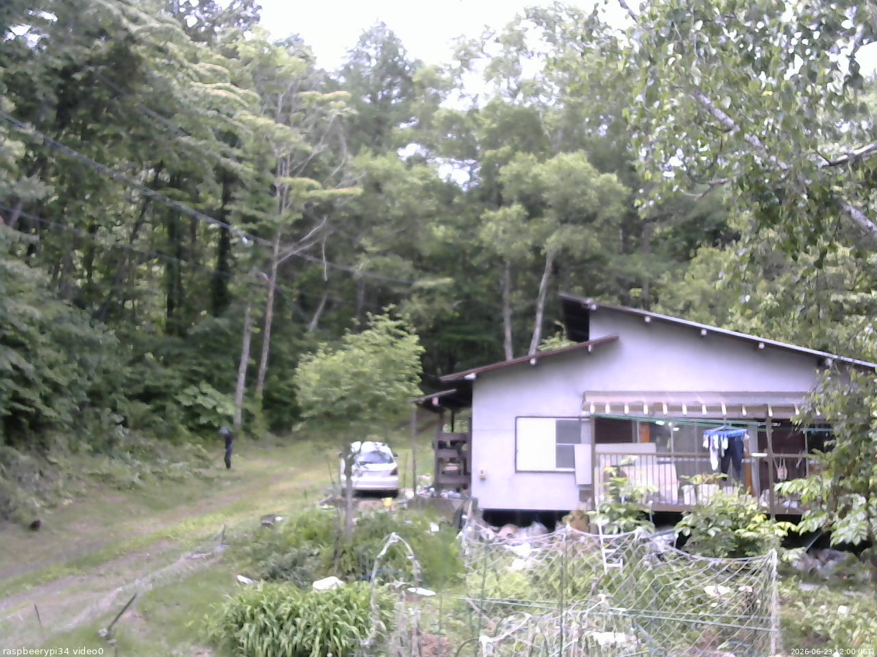 長野県菅平高原 ゆたか山荘 西側(坂上) 2026/06/23 12:00