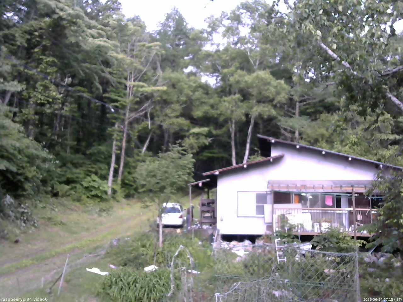 長野県菅平高原 ゆたか山荘 西側(坂上) 2026/06/24 07:15