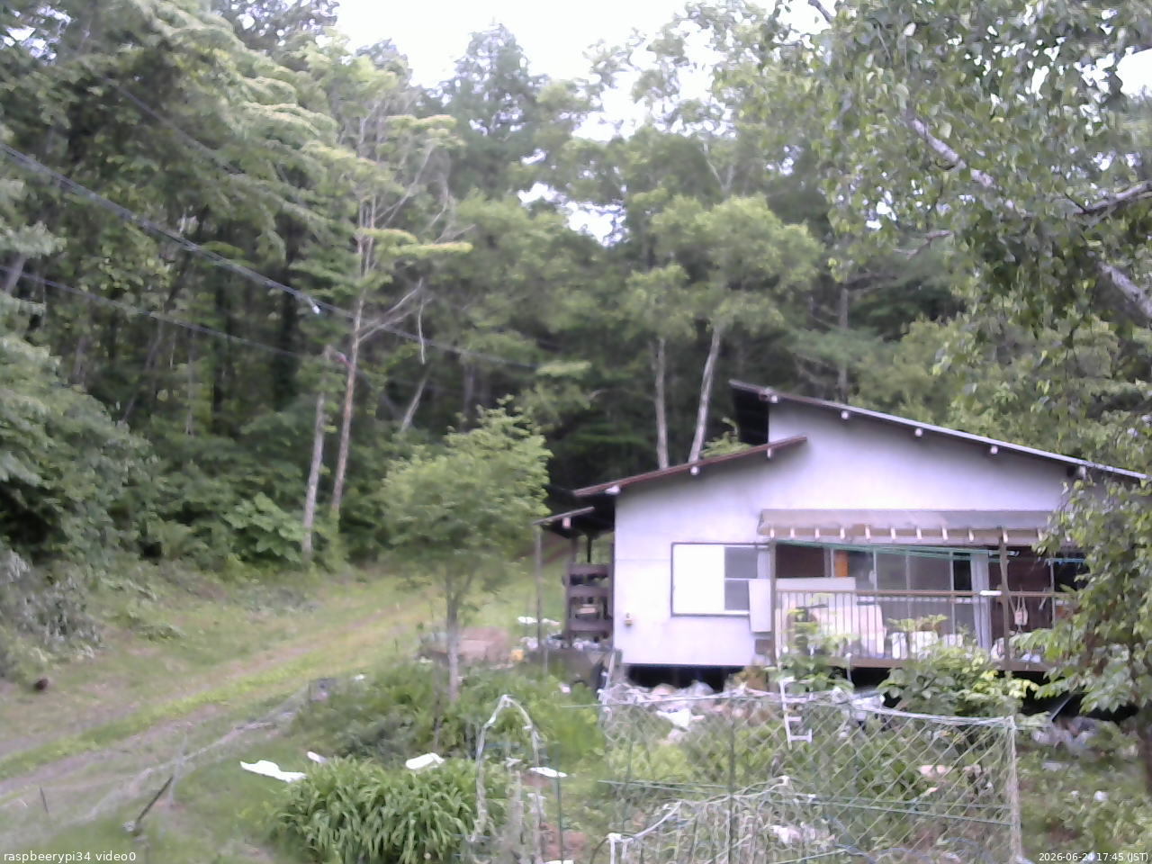 長野県菅平高原 ゆたか山荘 西側(坂上) 2026/06/24 17:45