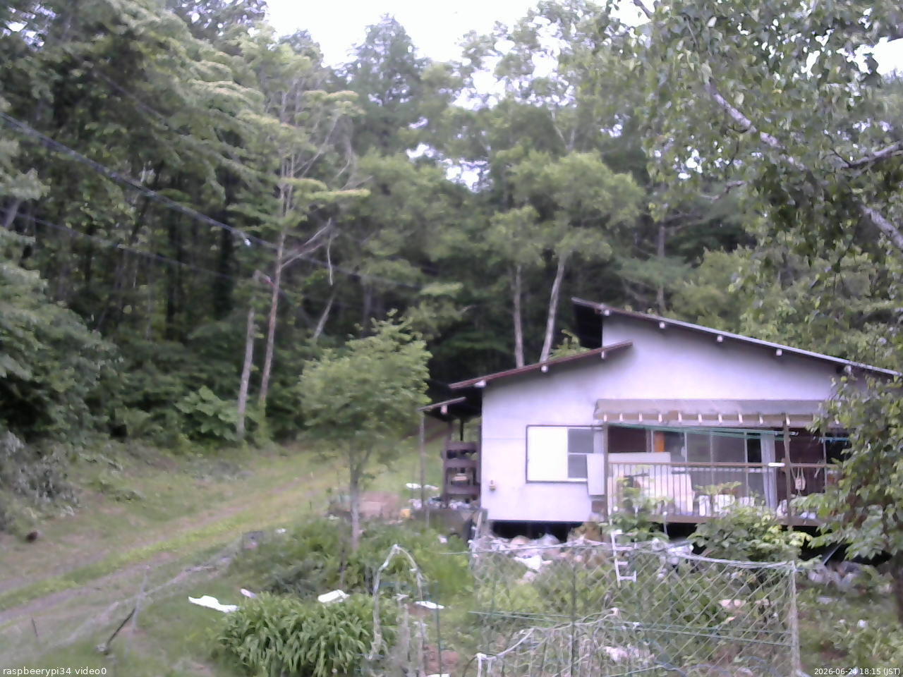 長野県菅平高原 ゆたか山荘 西側(坂上) 2026/06/24 18:15