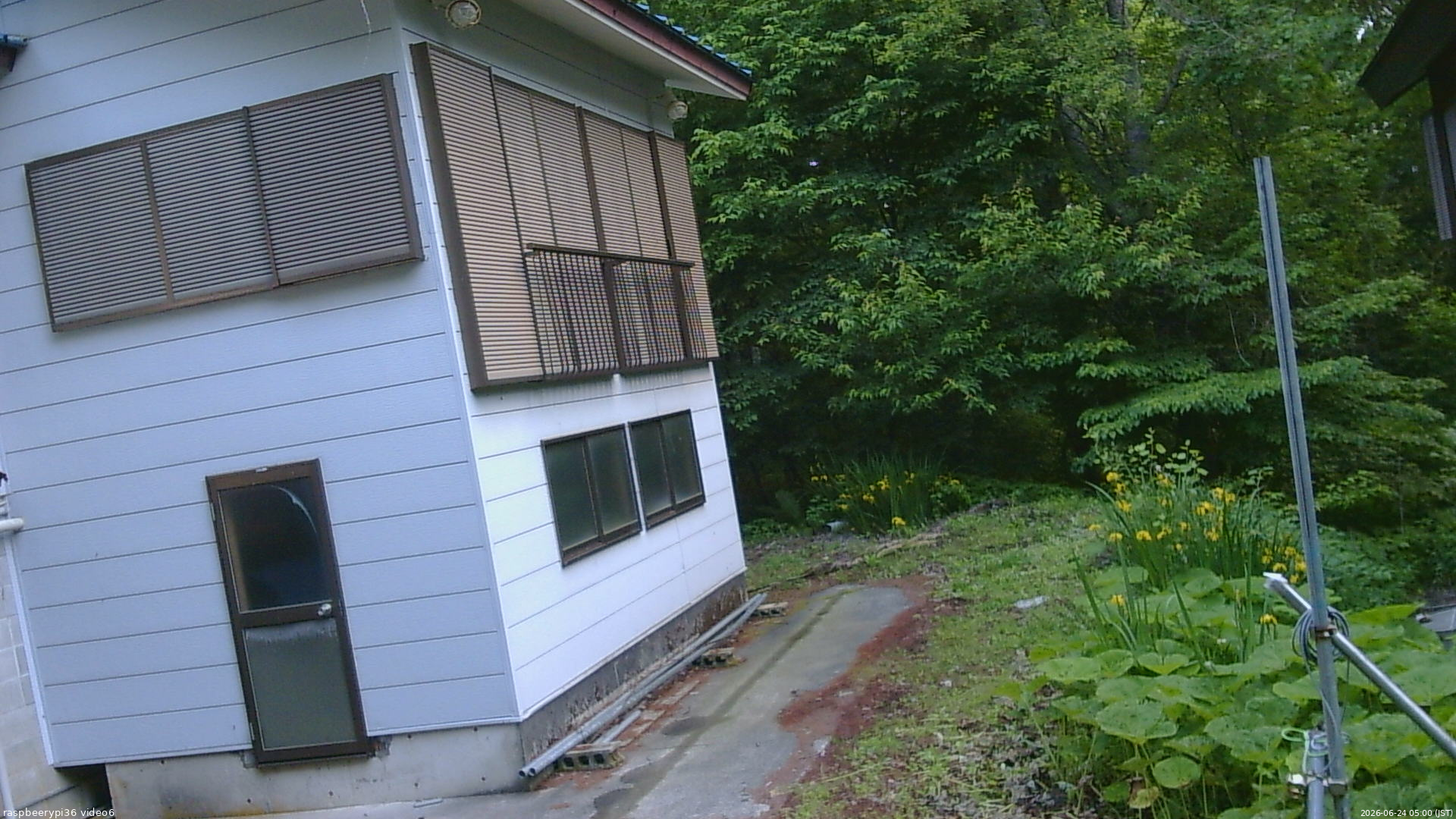 長野県菅平高原 ゆたか山荘 坂下 2026/06/24 05:00