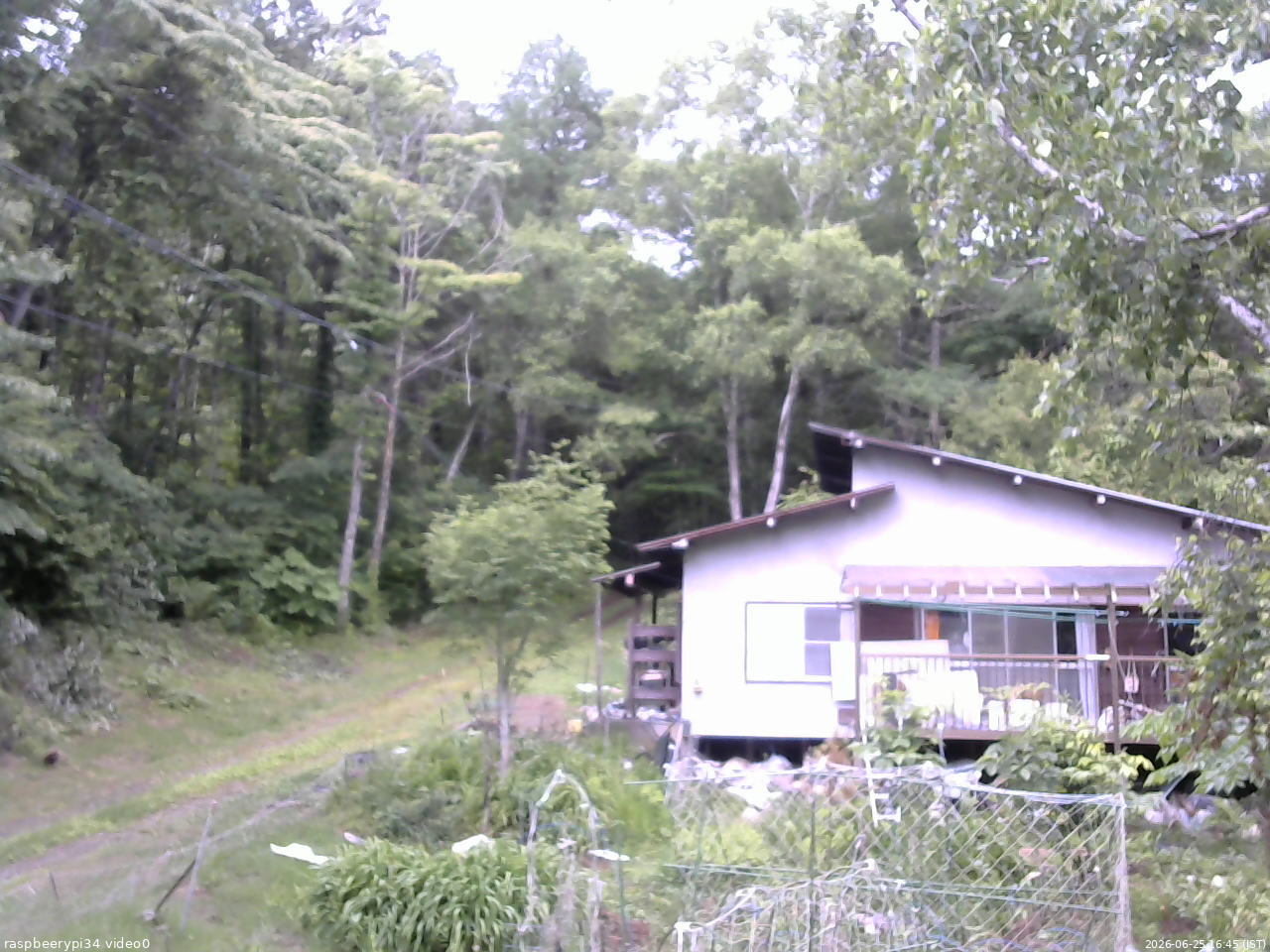 長野県菅平高原 ゆたか山荘 西側(坂上) 2026/06/25 16:45