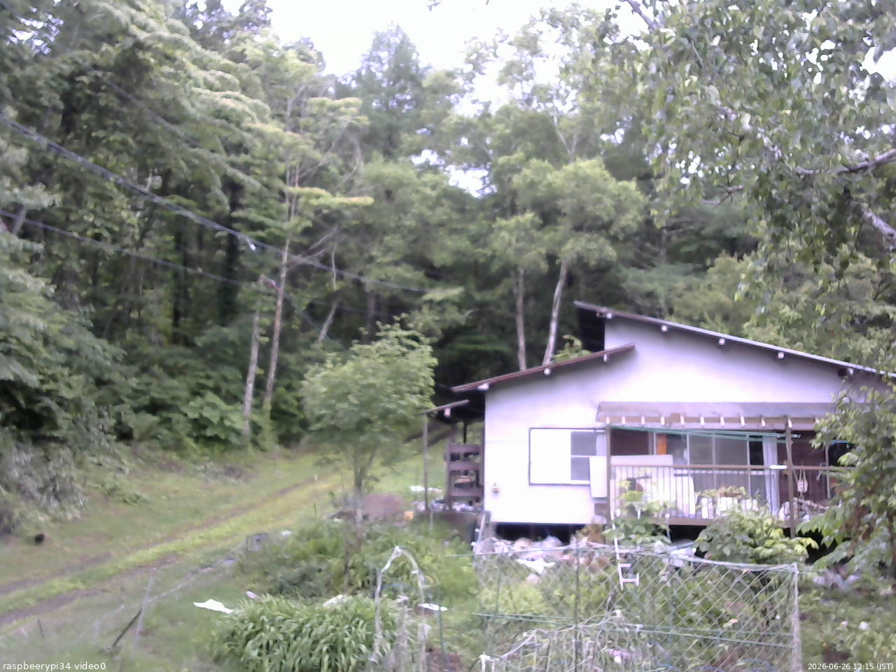 長野県菅平高原 ゆたか山荘 西側(坂上) 2026/06/26 12:15