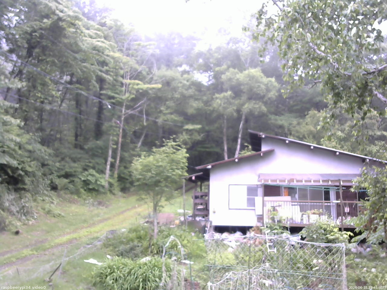 長野県菅平高原 ゆたか山荘 西側(坂上) 2026/06/27 13:45