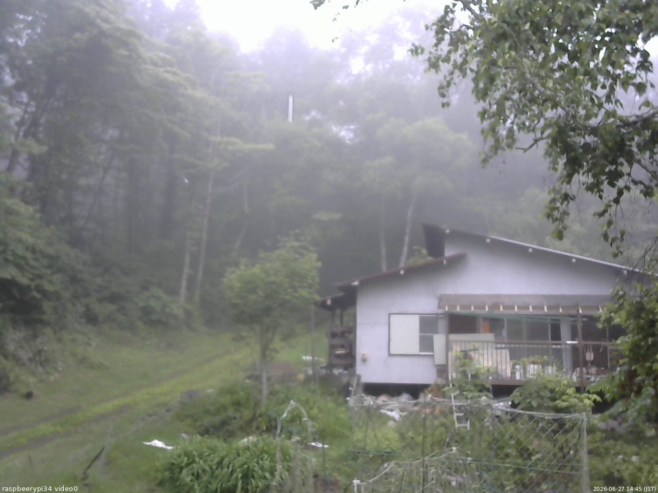 長野県菅平高原 ゆたか山荘 西側(坂上) 2026/06/27 14:45