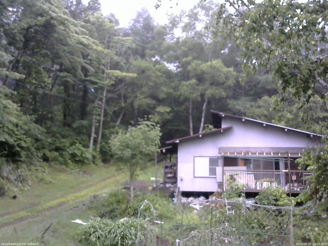 長野県菅平高原 ゆたか山荘 西側(坂上) 2026/06/27 17:15